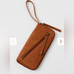 FREE PEOPLE - Brown Tan Distressed Vegan Wallet New w/ Tags